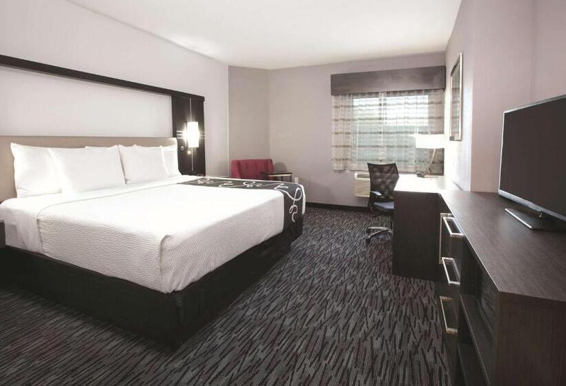 غرفة قياسية سرير كينج لذوى الإحتياجات الخاصة, La Quinta By Wyndham Amarillo Airport
