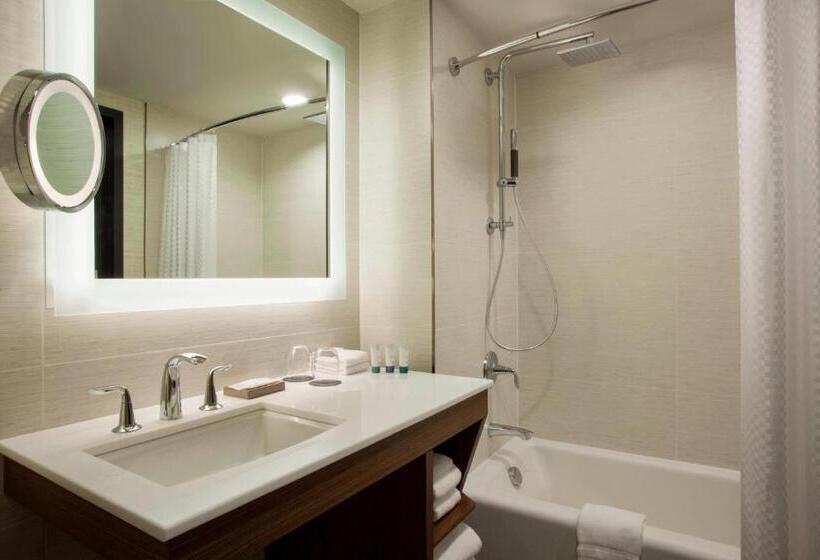 חדר דלוקס, The Westin Milwaukee