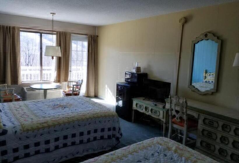 غرفة قياسية مطلة على الجبل, Top Of The Beech Inn