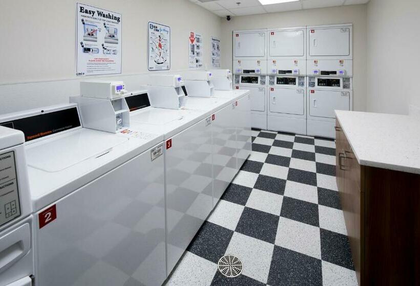 غرفة قياسية فردية, Uptown Suites Extended Stay Nashville Tn   Smyrna