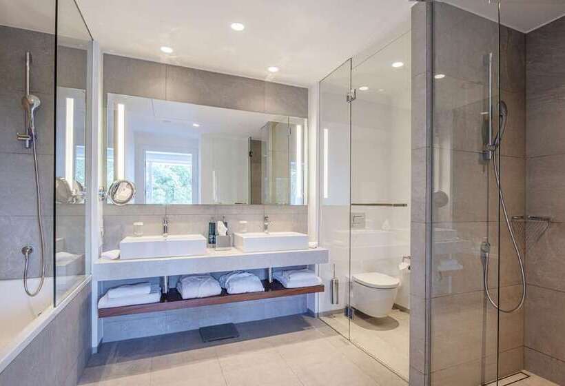 Стандартный Номер Кровать Кинг, Joinery Hotel Pittsburgh, Curio Collection By Hilton