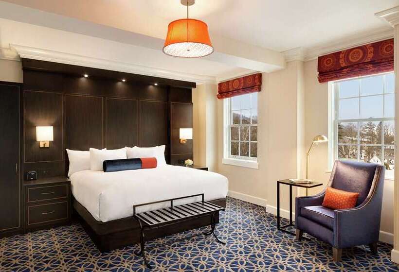 Номер Deluxe Кровать Кинг, Joinery Hotel Pittsburgh, Curio Collection By Hilton