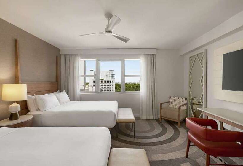 Номер Deluxe, Joinery Hotel Pittsburgh, Curio Collection By Hilton