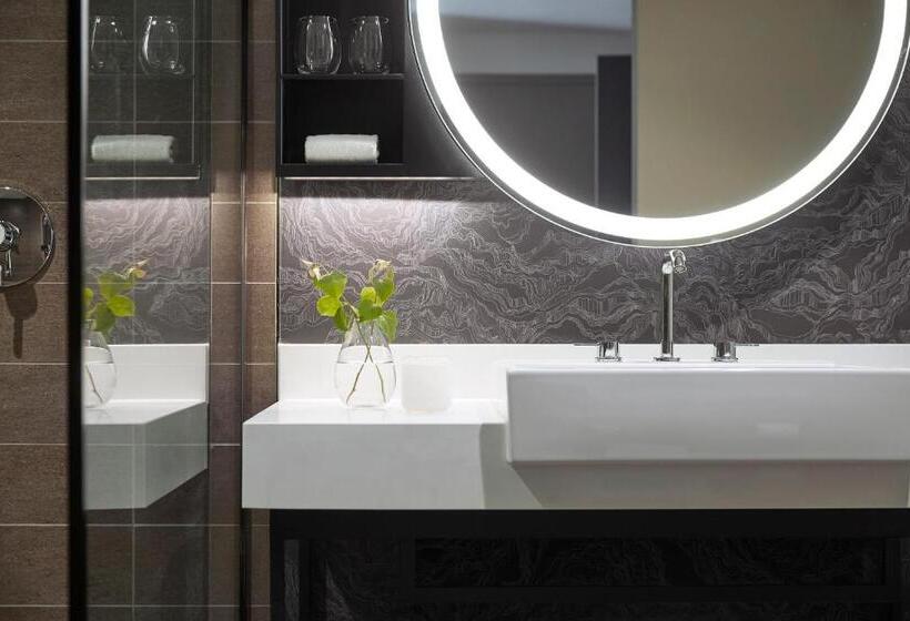 Номер Стандарт Адаптированный для Инвалидов, Kimpton Sawyer Hotel, An Ihg