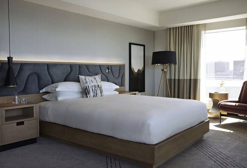 Premium room with view, Kimpton Sawyer Hotel, An Ihg