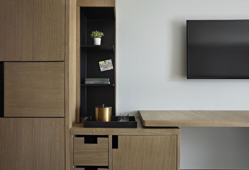 Premium room with view, Kimpton Sawyer Hotel, An Ihg