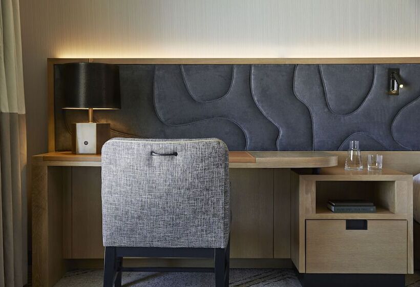 Premium room with view, Kimpton Sawyer Hotel, An Ihg
