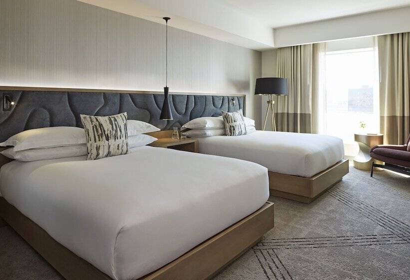 חדר פרמיום עם מרפסת, Kimpton Sawyer Hotel, An Ihg