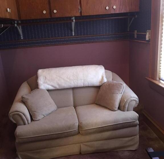 패밀리 룸, Queen Anne Bed And Breakfast