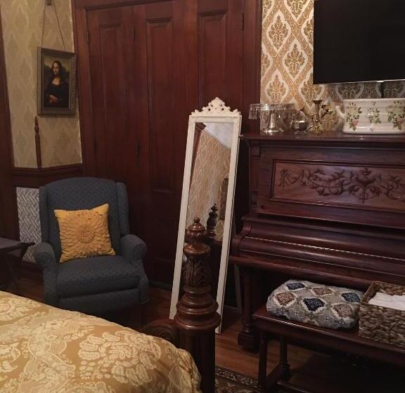 디럭스 룸, Queen Anne Bed And Breakfast