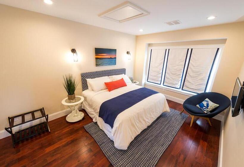 ２ベッドスイートルーム, The East Island Reserve