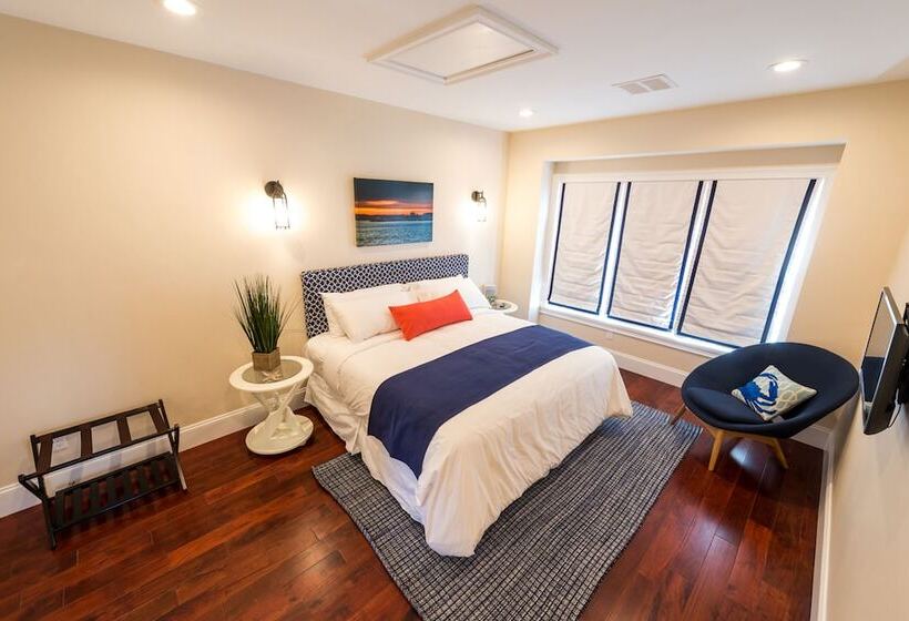 ２ベッドスイートルーム, The East Island Reserve