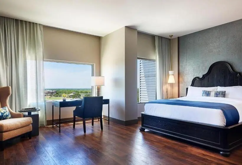 اتاق اجرایی با تخت بزرگ, The Stella Hotel, Autograph Collection