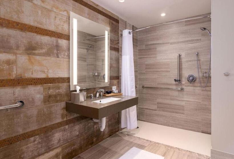 キングサイズベッドのジュニアスイート, The Stella Hotel, Autograph Collection