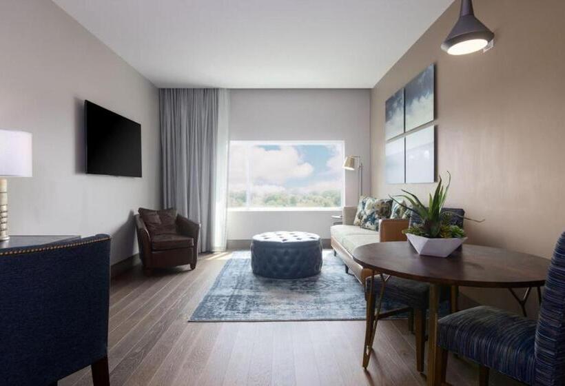 キングサイズベッドのスイートルーム, The Stella Hotel, Autograph Collection