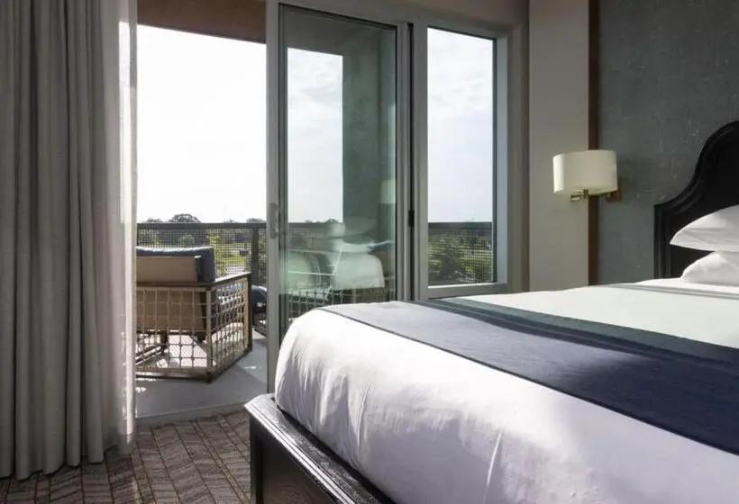 سوئیت با تخت بزرگ, The Stella Hotel, Autograph Collection