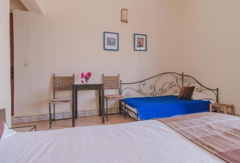 Номер Стандарт Вид на Сад, Auberge Du Marabout