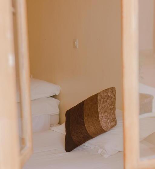 スタンダードインサイドビュールーム, Auberge Du Marabout