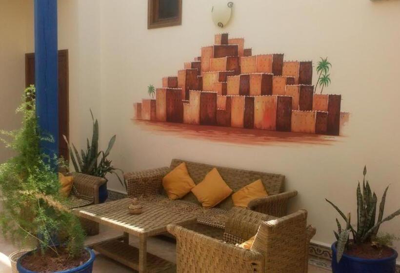 スタンダードインサイドビュールーム, Auberge Du Marabout