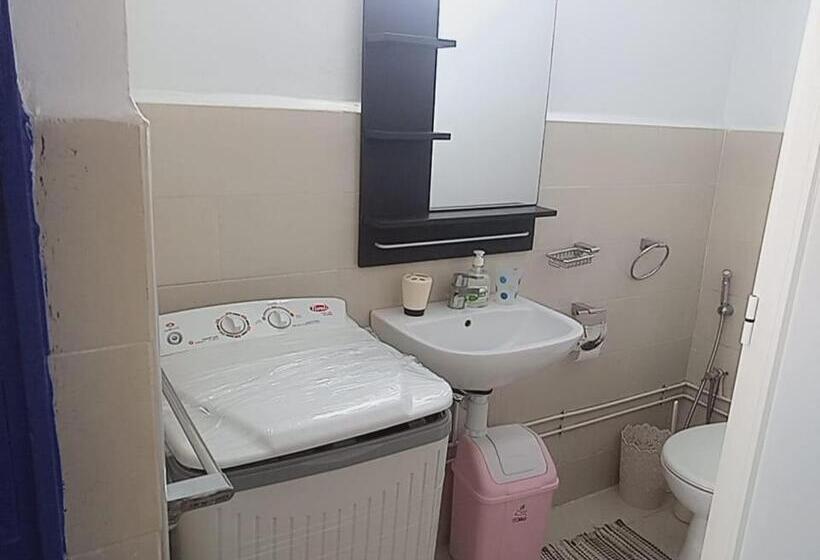 ファミリーステューディオ, Auberge Du Marabout