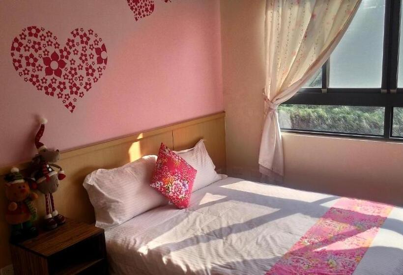 اتاق لوکس, 甘丹民宿三義火車站前