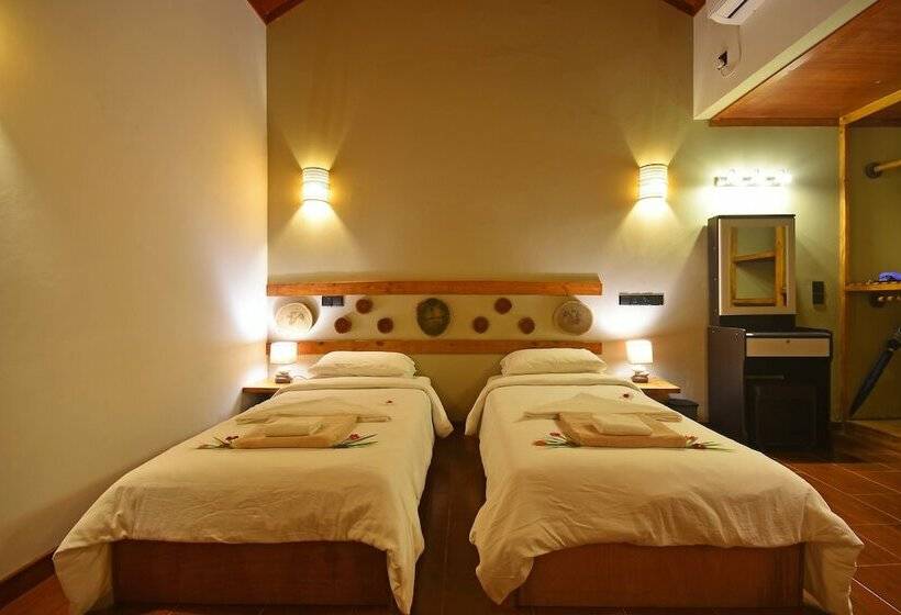 بانگلوی سوپریور, Beach Villa Ukulhas