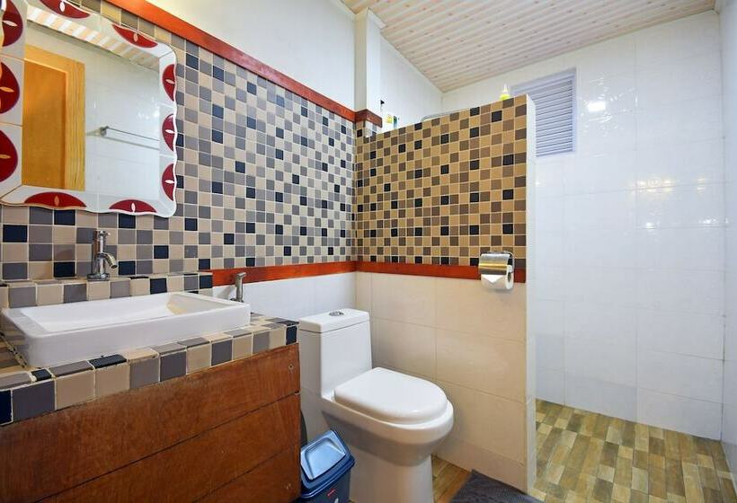 بنگله خانوادگی, Beach Villa Ukulhas