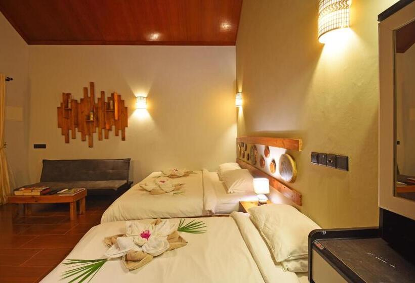 بنگله خانوادگی, Beach Villa Ukulhas