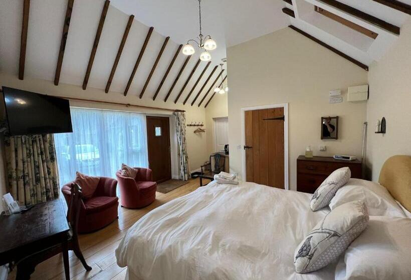 סוויטה דלוקס, Church Hill Farm