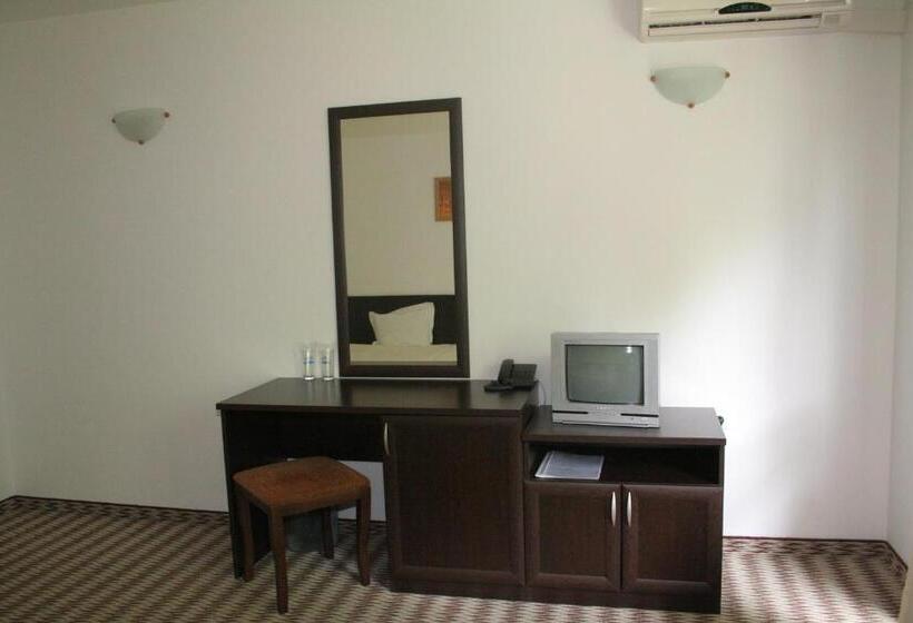 Номер Стандарт Вид на Горы, Family Hotel Bile