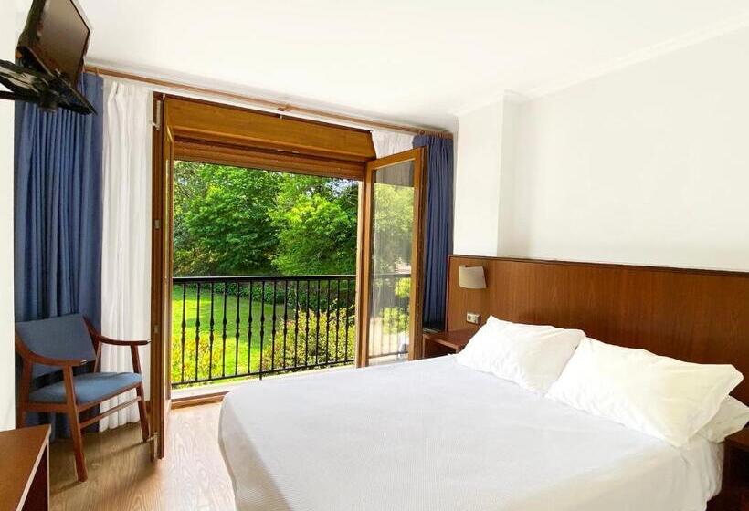 اتاق استاندارد با بالکن, Entrerobles