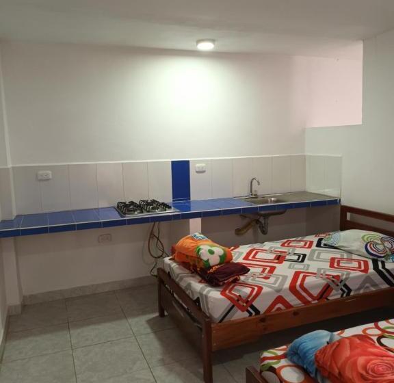 침실 3개 아파트, Internacional Jardín