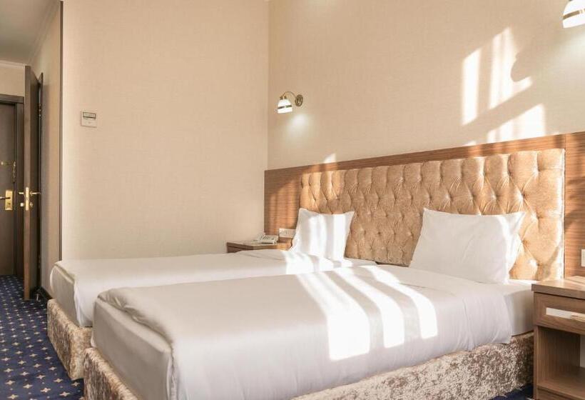 اتاق استاندارد, Khanaka