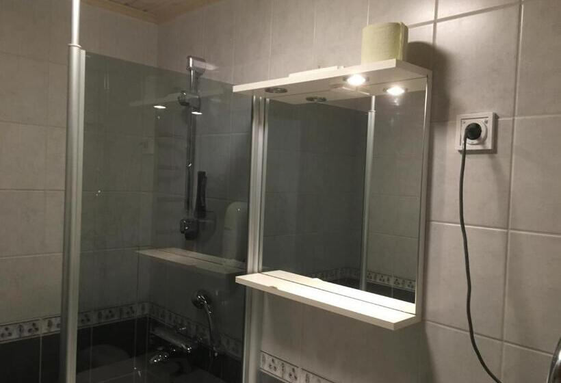 Трехместный Номер Базовый, Li Salpa