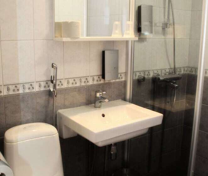 Семейный Номер, Li Salpa