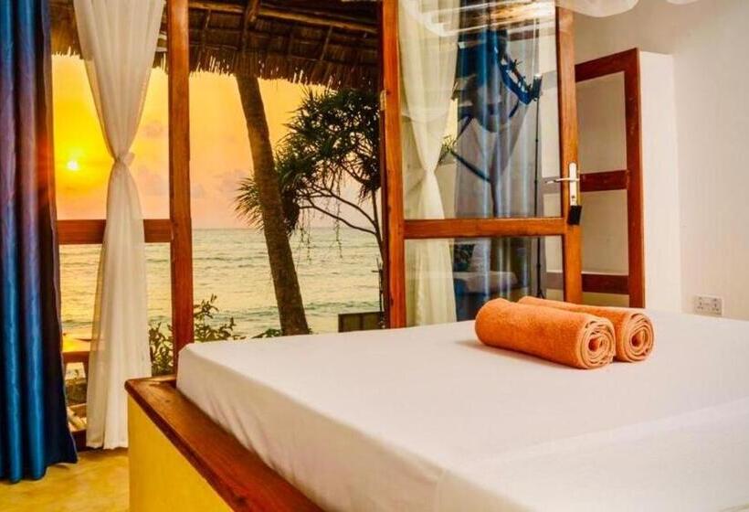 חדר דלוקס עם מרפסת נוף לים, Mnana Beach Bungalows