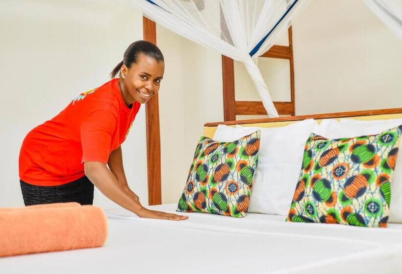 חדר דלוקס עם מרפסת נוף לים, Mnana Beach Bungalows