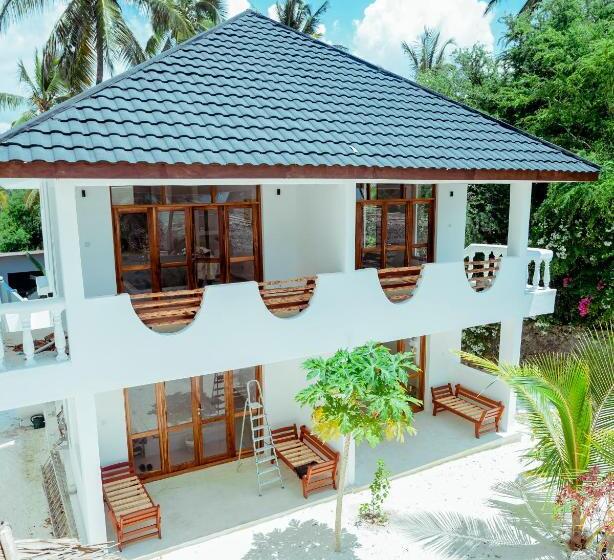디럭스 룸, Mnana Beach Bungalows