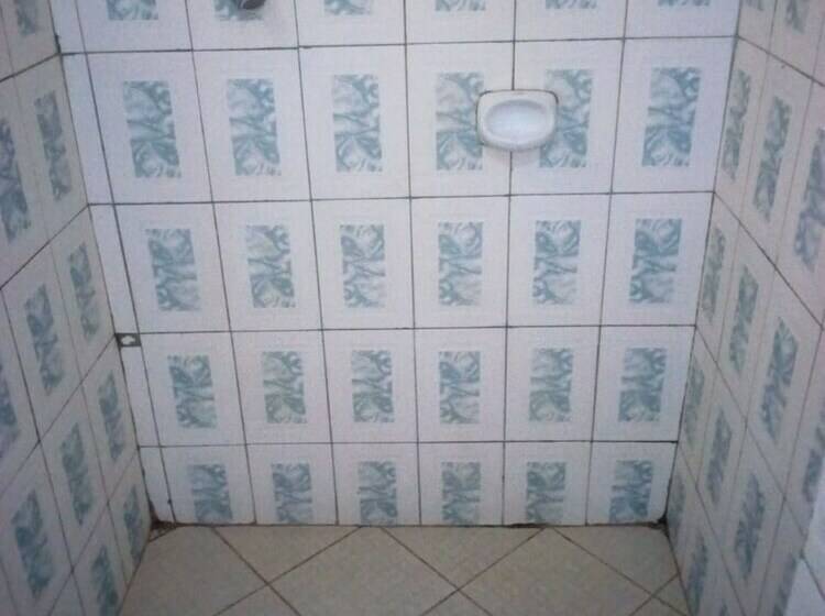 اتاق لوکس, The Machakos Courtyard Inn