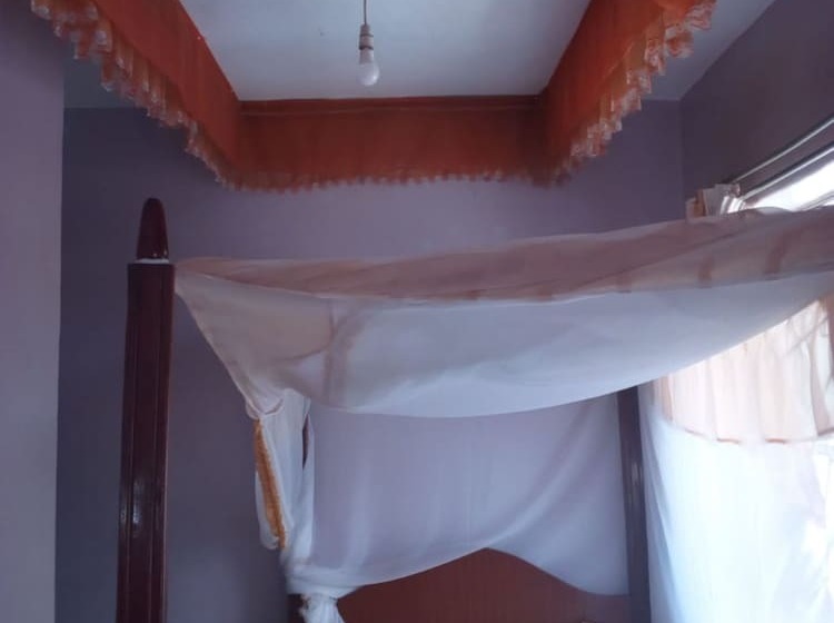 اتاق استاندارد, The Machakos Courtyard Inn