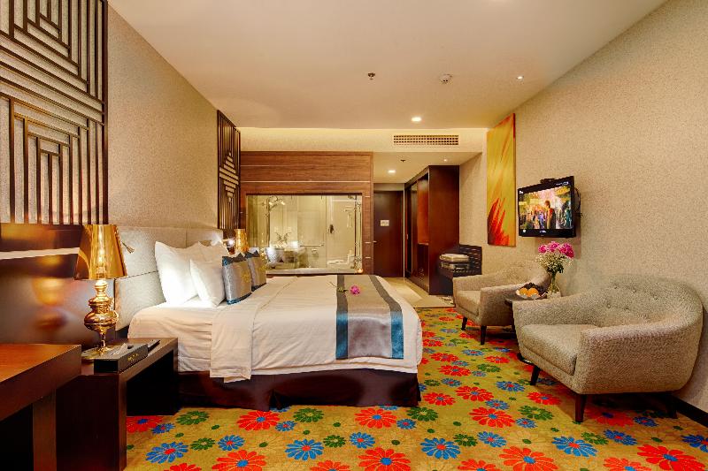 اتاق لوکس, The Mira