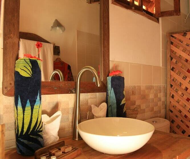 家族用バンガロー, Ujamaa Beach Resort