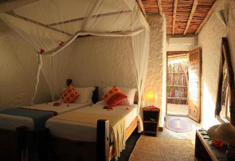 家族用バンガロー, Ujamaa Beach Resort