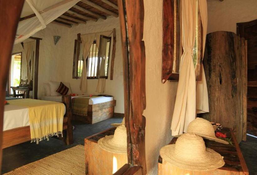 家族用バンガロー, Ujamaa Beach Resort