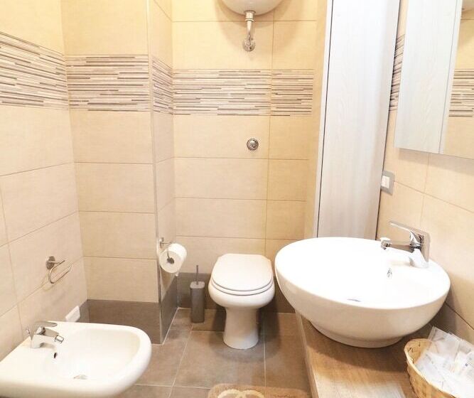 חדר סטנדרט לארבעה, B&b Pietrarsa