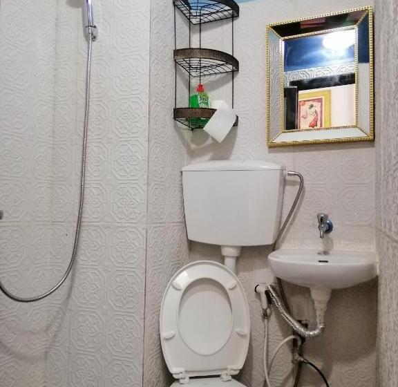 اتاق لوکس, Bunksurfing Hostel