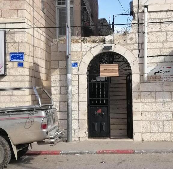 تختخواب در اتاق مشترک, Bunksurfing Hostel