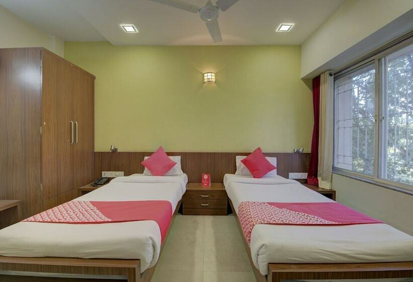 Quarto Estandar, Ashwamedh Residency