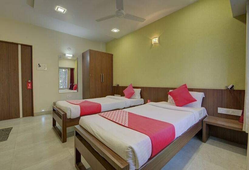 Quarto Estandar, Ashwamedh Residency