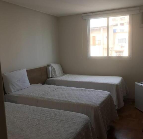 غرفة أساسية ثلاثية, Colatina Plaza